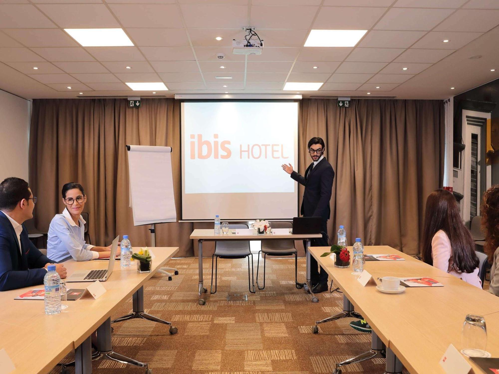 Hotel Ibis Casablanca Sidi Maarouf Exteriér fotografie